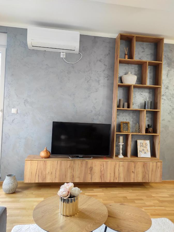 Apartman Milla Lux Novi Sad Dış mekan fotoğraf
